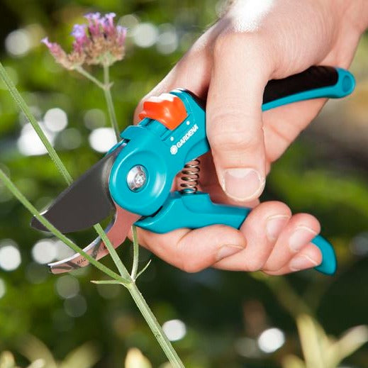 Gardena Classic Bypass Secateurs