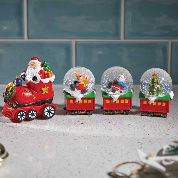 Smart Garden All Aboard! Santa'S Train Snowsphere