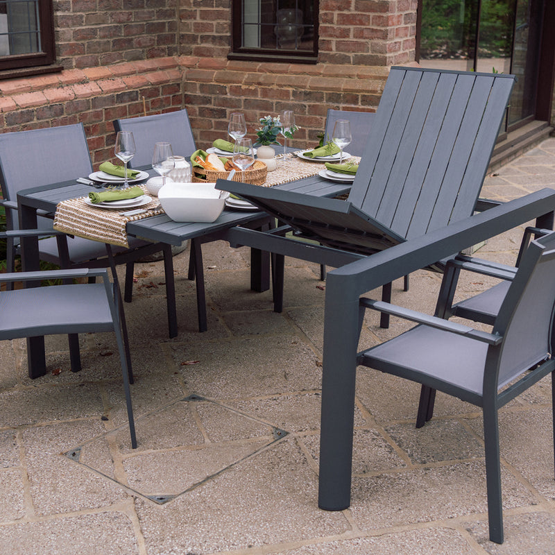 Innovators St Tropez 8 Seater Extending Dining Set - EX-DISPLAY