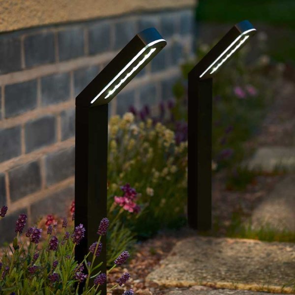 Super Bright Moderna Dual Function Stake Light 50L