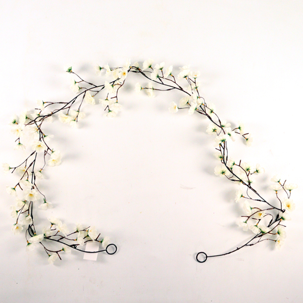 JEN 6ft Blossom Garland Ivory