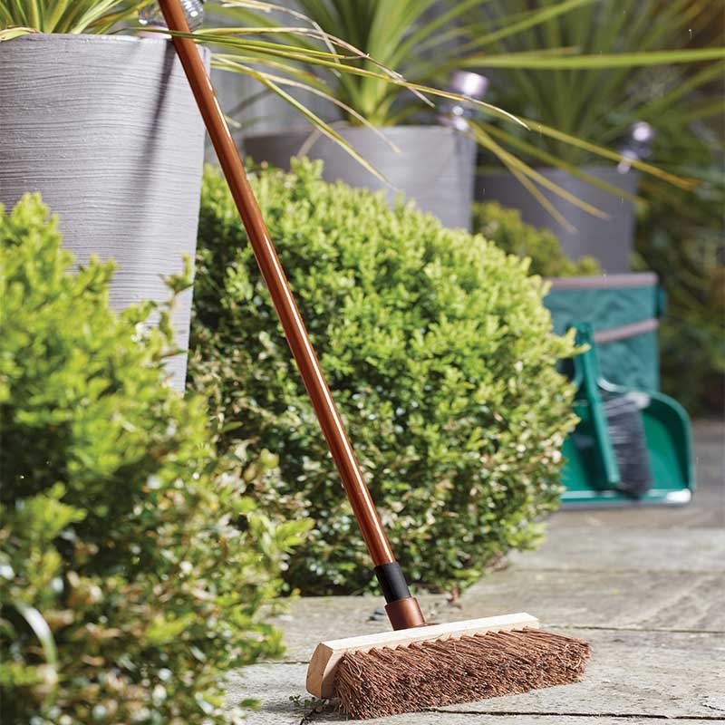 Smart Garden 30cm Natural Bristle Yard Broom