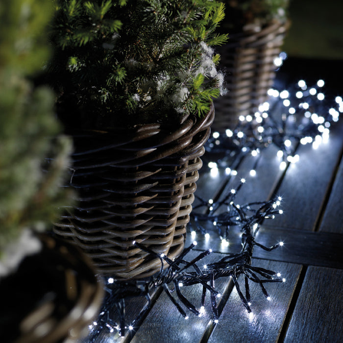 Kaemingk LED Cluster Lights - Cool White (L.1050Cm)