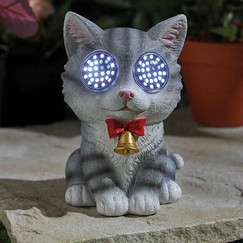 Smart Solar Blinkin' Cat