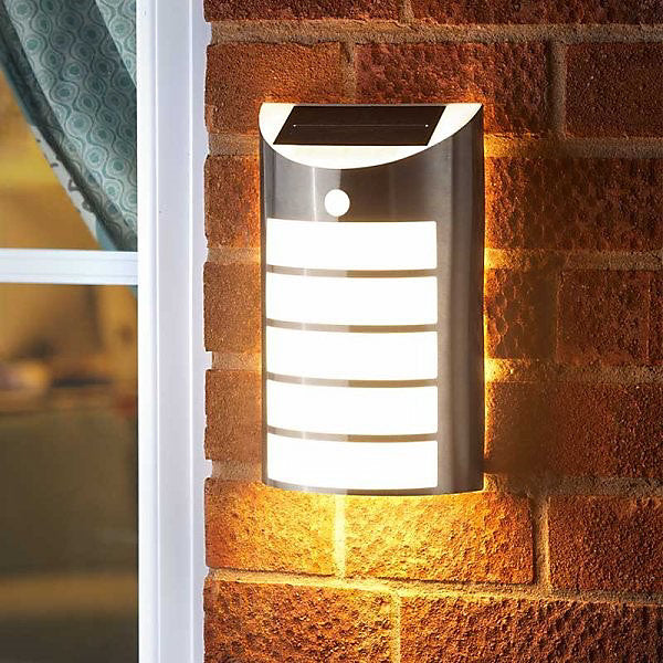 Smart Solar PIR Welcome Light - Warm White 100L